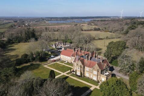 Farrer Estate