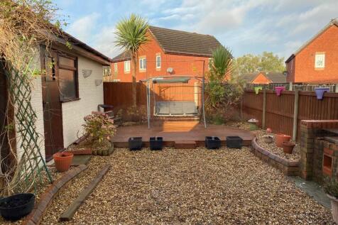 Coltsfoot Drive, Chorley photo 5