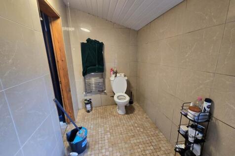 Ground floor wet roo