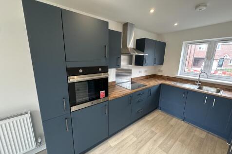 Twizel Crescent, Manthorpe, Grantham photo 3