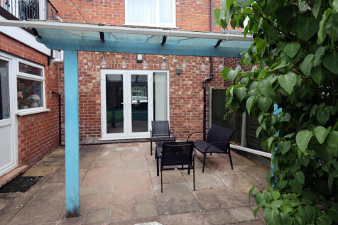 seating area.JPG