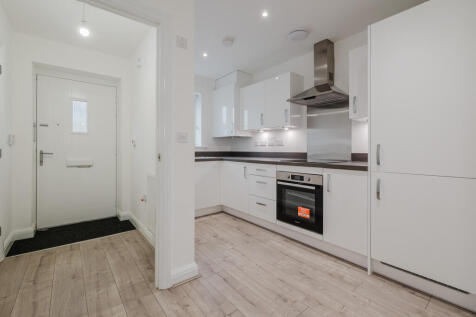Wheel House Drive, Bradford, BD6 photo 4