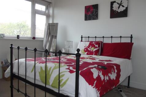 Waltham Cross, Hertfordshire, EN8 photo 5