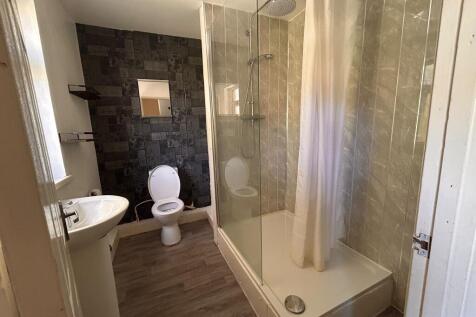 Flat, 1, 13 Cefn Coed Road, Cwmavon, Port Talbot photo 5