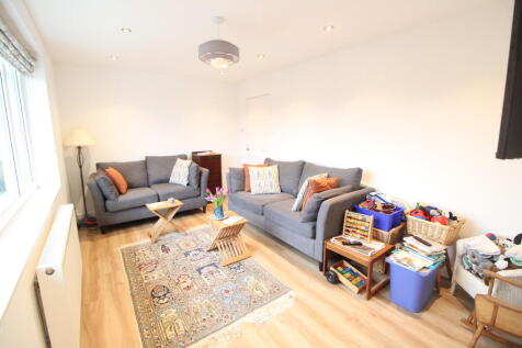 Living room 3
