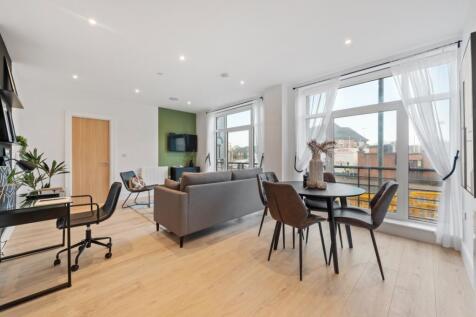 Syward Place, F1 ...