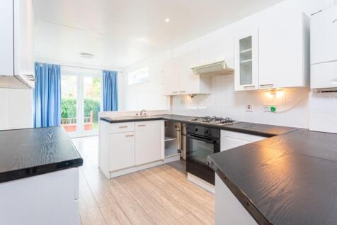 Brown Avenue, Nantwich, Cheshire, CW5 7DH photo 3