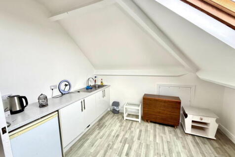 Office to rent Image 8