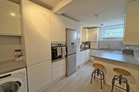 Belvedere Place, Scarborough photo 3