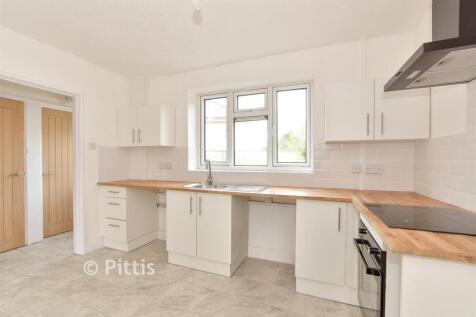 Kitchen/ Dining Room