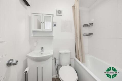 13 Beaufort Close -001-2000.jpg