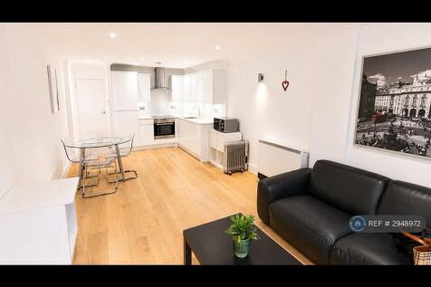 Living Room / Dining Room