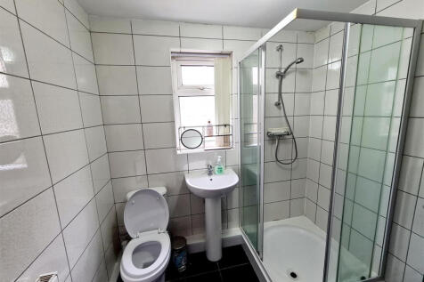 4-bed house on Green Street, Lancaster, £2,201/mo