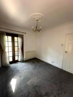 Hornchurch Road, Hornchurch, Essex, RM11 photo 4