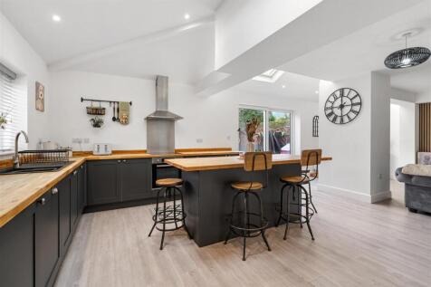 Open Plan Kitchen/Diner/Lounge
