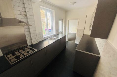 MAIN RIDGE EAST, BOSTON photo 4