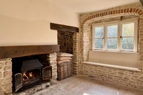 Window Seat and F...