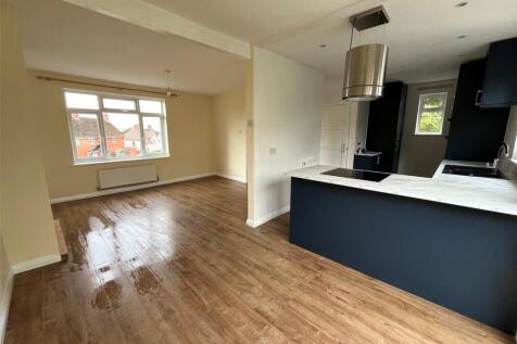 Three Bedroom Semi-Detached House - Beautiful Wells photo 5