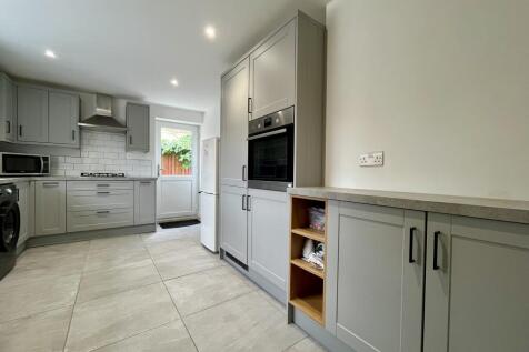 Dover Road, Peterborough, PE4 photo 5