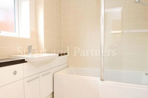 Goldfinch Road, Burgess Hill, RH15 photo 5