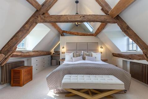 Master Bedroom 2.jpg