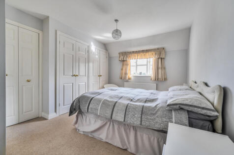 1336053-8-68935b5...