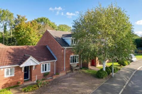 25 Warwick Way, Ashby