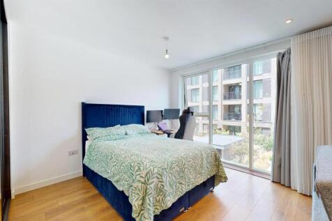 Barrain London - Property to rent in Beckton