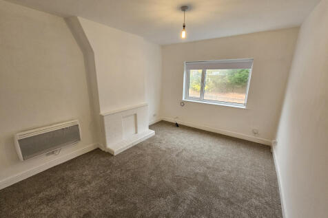 Chester Road, Hartford, Northwich, Cheshire, CW8 photo 3