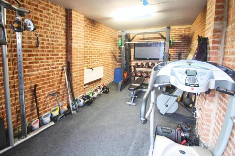 Det. Garage
