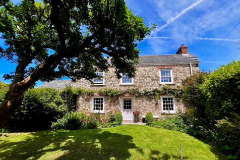 St Austell, PL26 - property photo