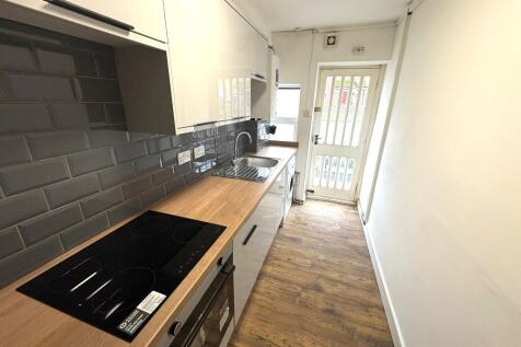 Flat 7 35 Clemens Street, Leamington Spa photo 3
