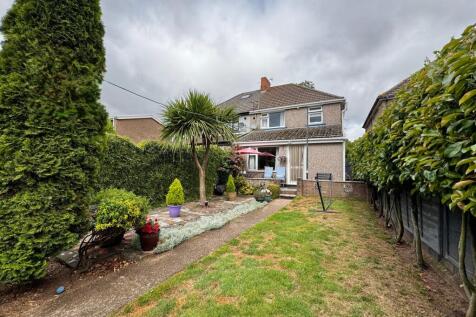 Newport, NP20 - property photo