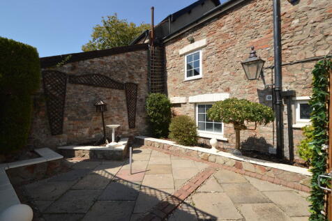 Courtyard Garden