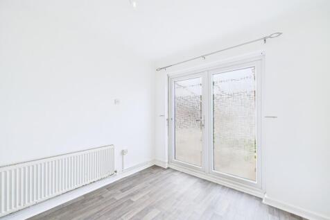 Marsham, Orton Goldhay, Peterborough, PE2 5RL photo 4