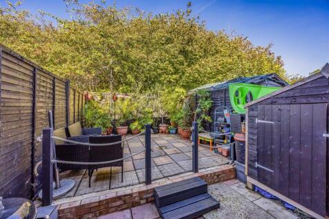 14 Butterfly Drive, Paulsgrove-Small-PorticoMarket