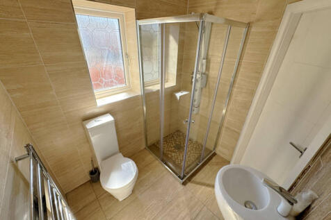 Jack and Jill Ensuite