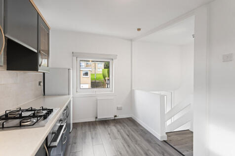 Whitelaw Drive, Bathgate photo 3