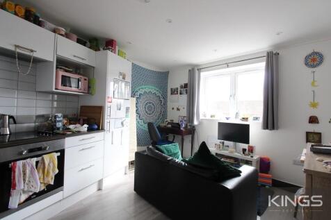 1-bed flat on Canute Road, Southampton, £995/mo