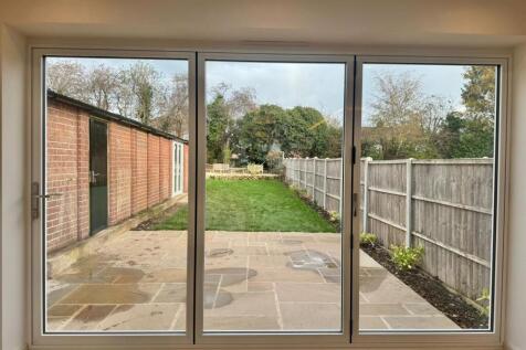 Bi fold doors kitchen.jpg
