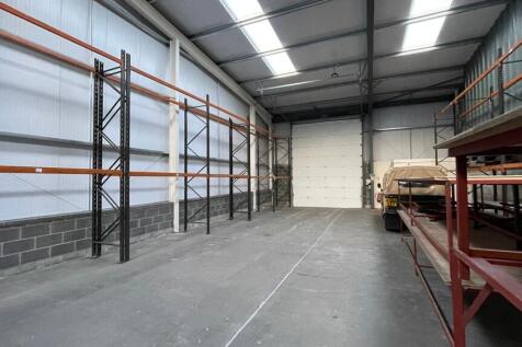 Light Industrial to rent Image 3