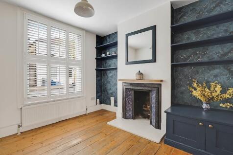 08-17f5JHPropWpen - 21 Percy Road - 1-small.jpg