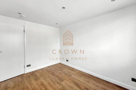 Martlesham Road, 2057 (10).jpg