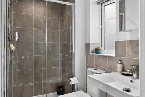 Bedroom One En-Suite