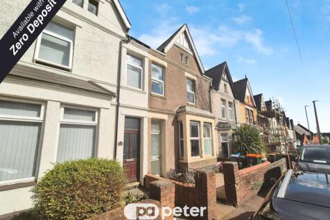 3-bed house on Caerleon Road, £1,100/mo