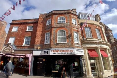 Newbury, RG14 - property photo