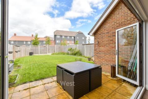 External Lifestyle Photograph