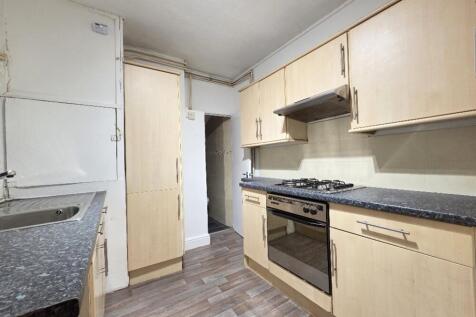 20251117_164636_resized