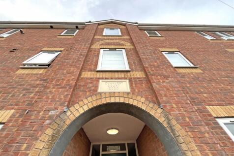 Elmhurst Court