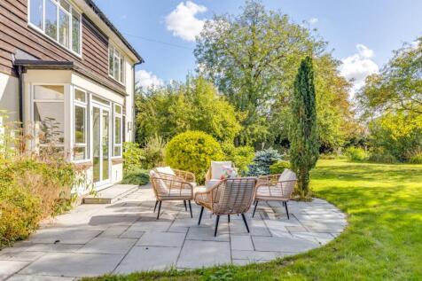 Homefield House-89.jpg